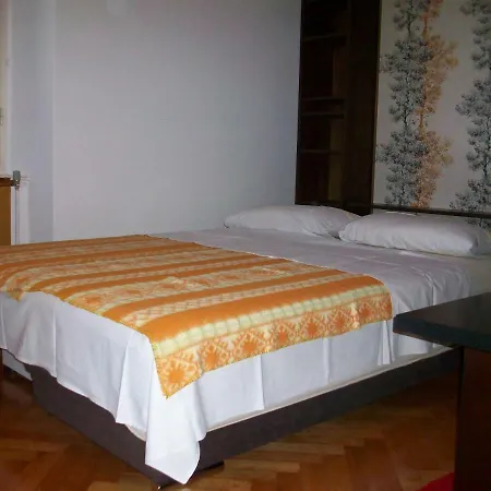 Cedra * Izola
